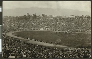 Birdseye view of the Rose Bowl football game in Pasadena on New Year's Day, 1926