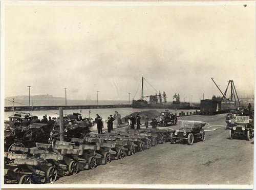 [Docks near construction site of the Panama-Pacific International Exposition]