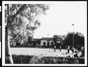 Lawn bowling at the Beverly Hills Lawn Bowling Club, ca.1930