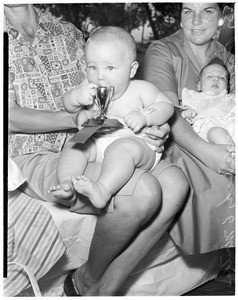 Baby show at Ladera Park, 1960