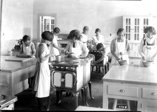 Children in Cooking Class