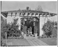 W. R. Dunsmore residence, view towards pergola, Los Angeles, 1930