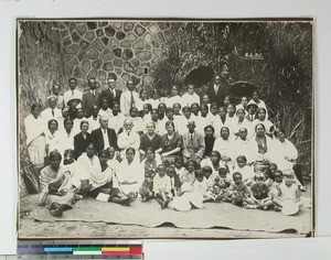 Congregation at Ambatovinaky, Antananarivo, Madagascar, 1936-04-06
