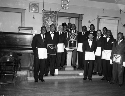 Group photograph of members of Firma Lodge #27 F. & A. M. Vallejo, California