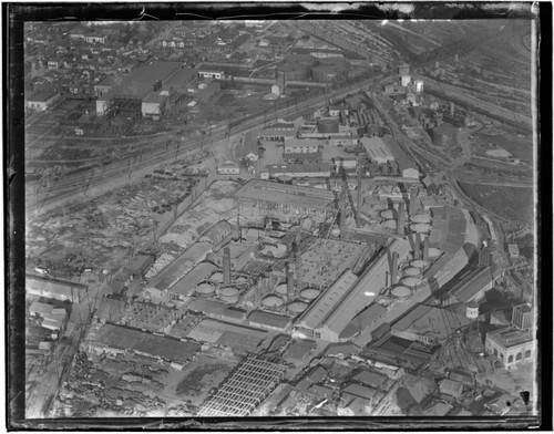 Aerial view of the Los Angeles Pressed Brick Co., Santa Monica plant