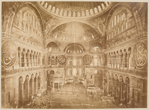 Intérieur de la mosquée Ste. Sophie