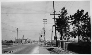 Looking northwesterly on Centinela Boulevard at Culver Boulevard, showing existing protection for traffic and Pacific Electric crossing, Los Angeles County, 1929