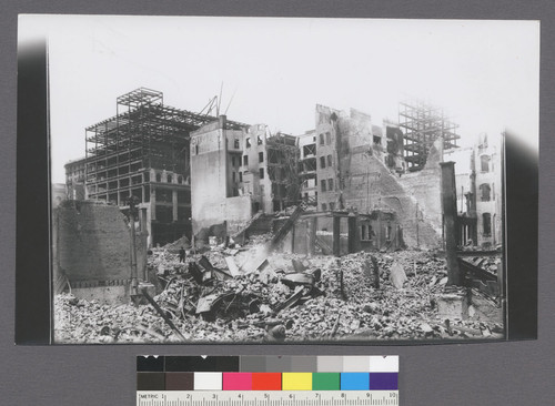 [Ruins of City of Paris Dry Goods, Stockton and Geary Sts.]
