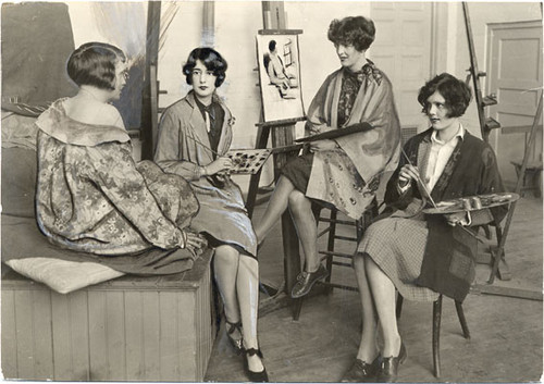 [Four women at the California School of Fine Arts]