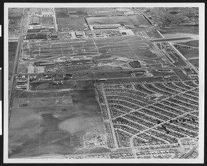 Aerial view of the Los Angeles International Airport, ca.1950