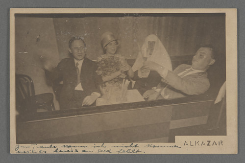 [Group snapshot at Alcazar nightclub including Wolfgang Pauli. Possibly in Hamburg.]