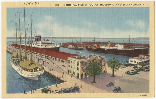 Municipal Pier at foot of Broadway, San Diego, California