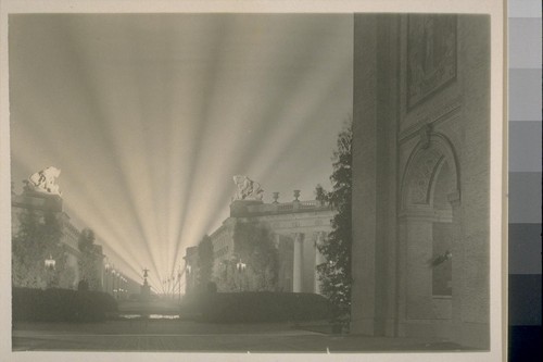 [Court of Four Seasons (Henry Bacon, architect), illuminated by scintillator.]