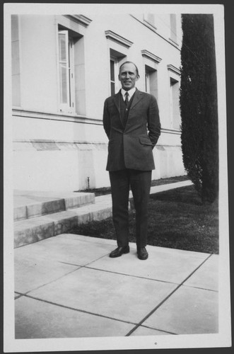 Alfred H. Joy in front of the Mount Wilson Observatory office building in Pasadena