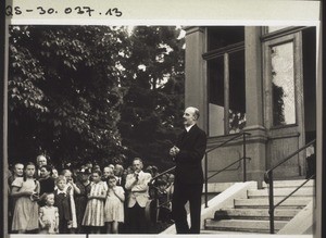 Mission festival 1942. President Köchlin congratulating Mr and Mrs Stähelin on their