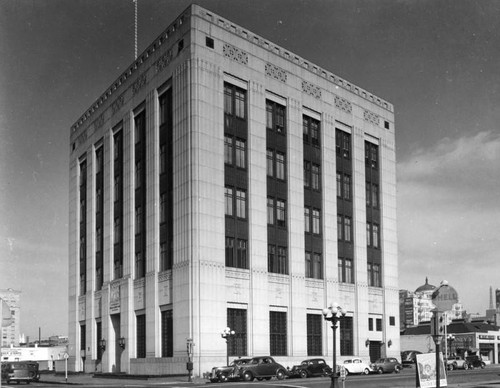 Exterior view, Federal Reserve Bank building