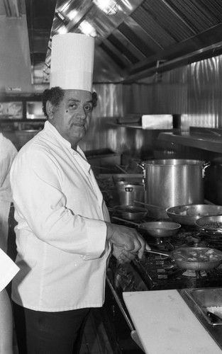 Leon Diggs posing in the kitchen at Louisiana Lenny's, Los Angeles, 1986