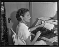 Tess Slesinger at her typewriter, Hollywood, 1935