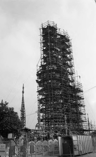 Watts Towers structures undergoing analysis by an engineering firm, Los Angeles, 1983