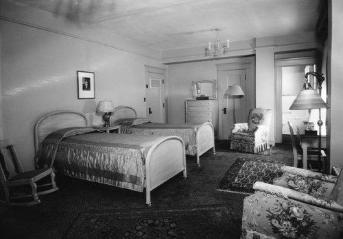Fancy twin-bed room at the Biltmore Hotel