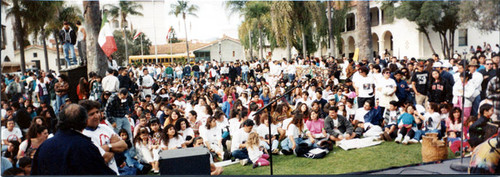 Rally in support of Acuña, Santa Barbara