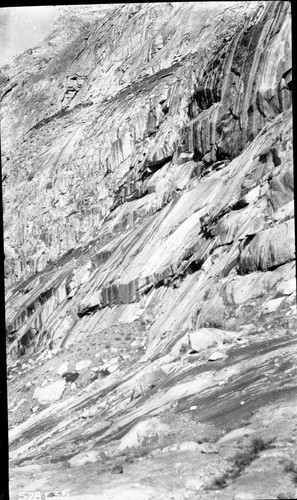 High Sierra Trail Investigation, rock formation above Tamarack Lake. Glacial Steps, Exfoliation/Weathering