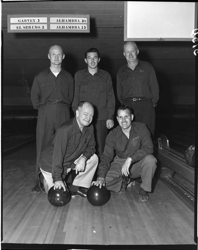 Five man bowling team on the alley