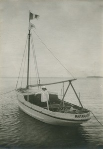 The mission ship "Maranatha" of Leeward Islands (Society Islands), in Bora-Bora, on May, 1924