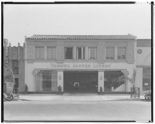 Tanner Motor Livery, 144 West Colorado, Pasadena. 1930
