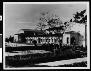 Janet Jacks Balch Academic Hall on the Scripps College campus, ca.1940