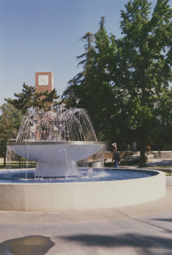 New campus-Memorial Fountain-0038