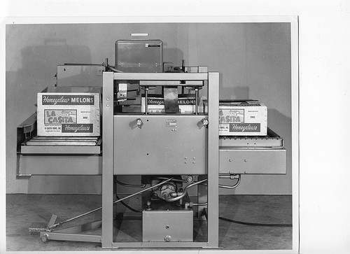 Klemark & Box Sealing, Pierce Photo 127, ©1969 Frank D. Pierce