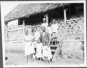 Teacher Filipo Ndjau and his family, Marangu, Tanzania, ca.1925-1935