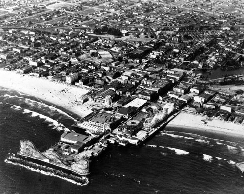 Aerial view of Venice Beach, 1925