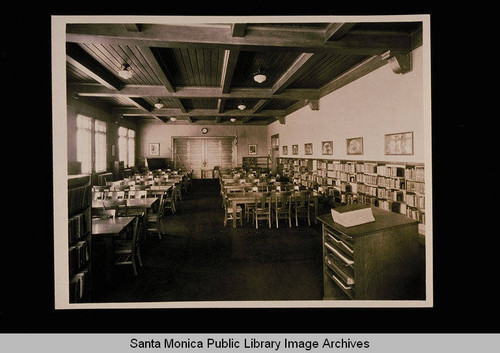 Interior of the library at John Muir School, Santa Monica, Calif