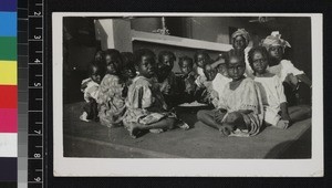 Portrait of school children, Shagamu, Nigeria, ca. 1930-1940