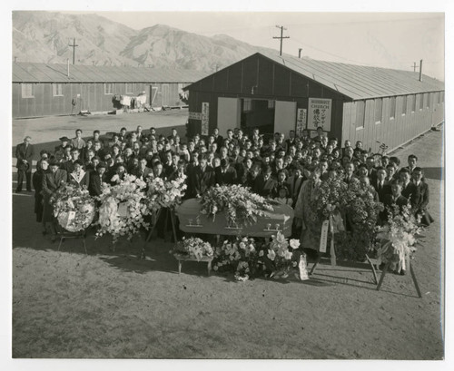 Exterior photograph of a funeral for Isao Uyematsu