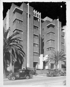 Marsden Apartments, 1745 Gramercy Place, Los Angeles, 1935