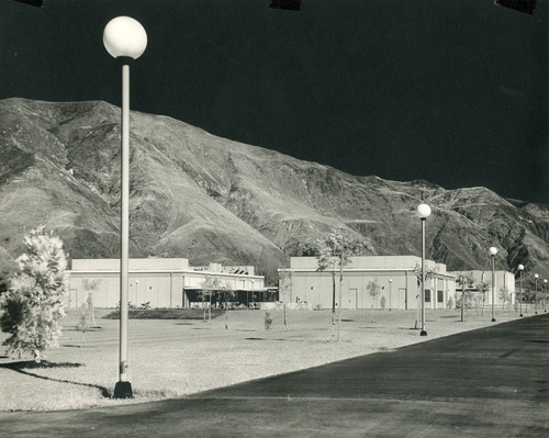 Early campus buildings at the newly constructed Mt. San Jacinto College