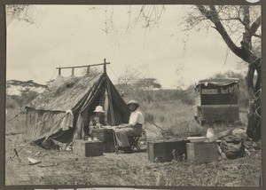 Outpatient care in Masailand, Tanzania, ca.1929-1940