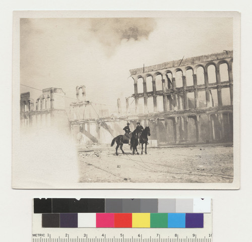 [Soldiers on horseback. Market St.]