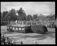 "Boxing Ring" float in the Tournament of Roses Parade, Pasadena, 1932