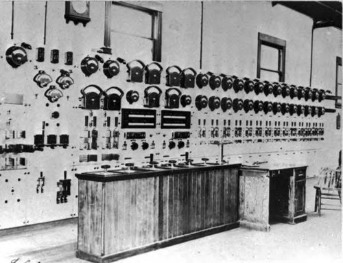 Early control board in a distribution station