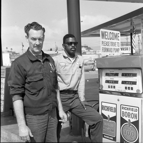 Service station, Los Angeles, 1967