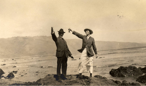 Henry Orton Howitt and K. Hooper catch starfish in Bolinas Bay, Bolinas, California, May 1914 [photograph]