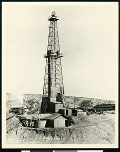 Unidentified oil well, ca.1930