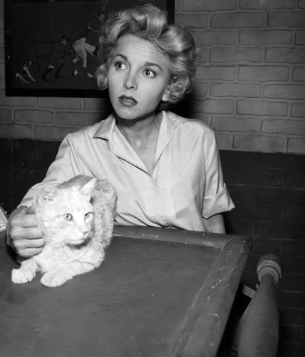 Beverly Garland with cat