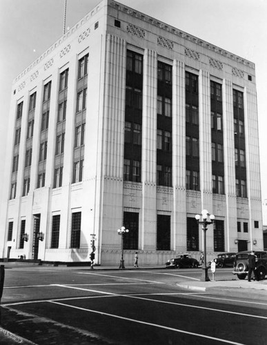 Federal Reserve Bank building, exterior
