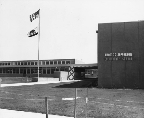 Thomas Jefferson Elementary School, Anaheim [graphic]