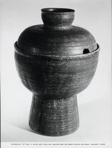Ceramic pot, Scripps College